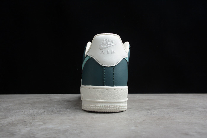 Nike Air Force 1 07 Low Green Lake White LT0226-301