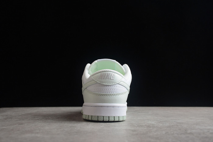 Wmns Dunk Low Next Nature 