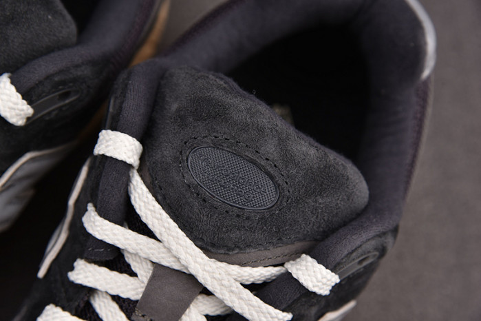 NEW BALANCE SNEAKER NB036