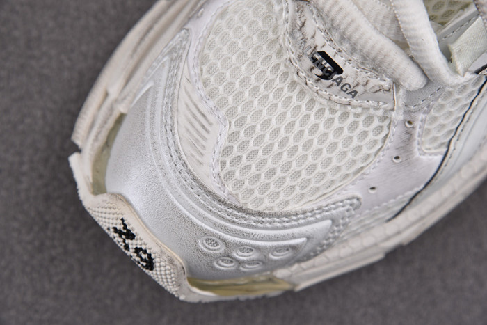 RUNNER SNEAKER RS022