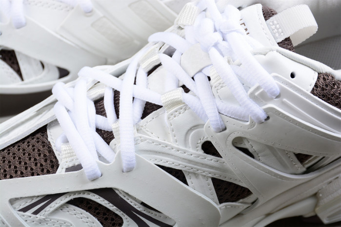TRACK SNEAKER TS105