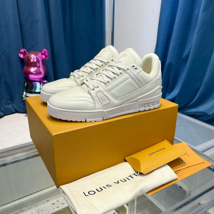 LV SNEAKER LV-000491