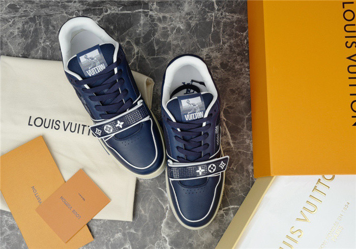 LV SNEAKER LV-000277