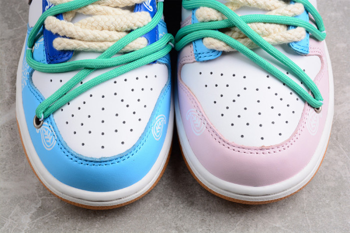 Dunk Low SE "Free .99"