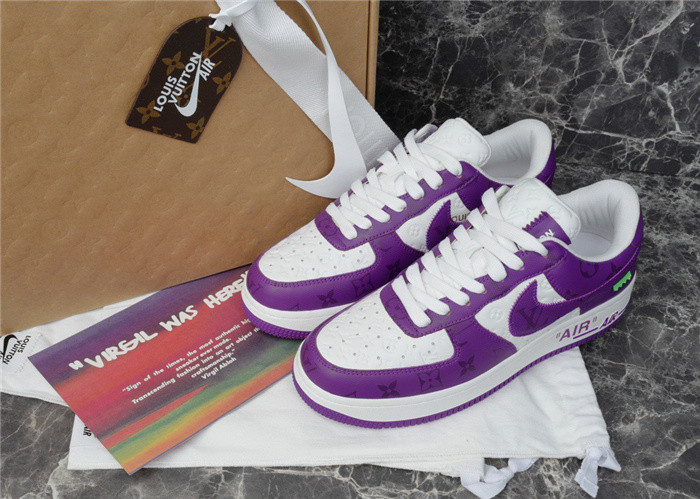 LV SNEAKER LV-000245