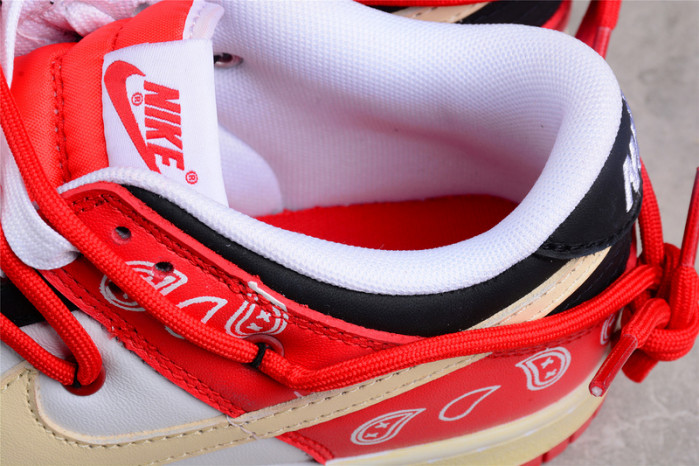 Dunk Low “University Red”