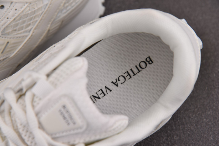 b0tte*a Ven*ta orbit sneaker bv007