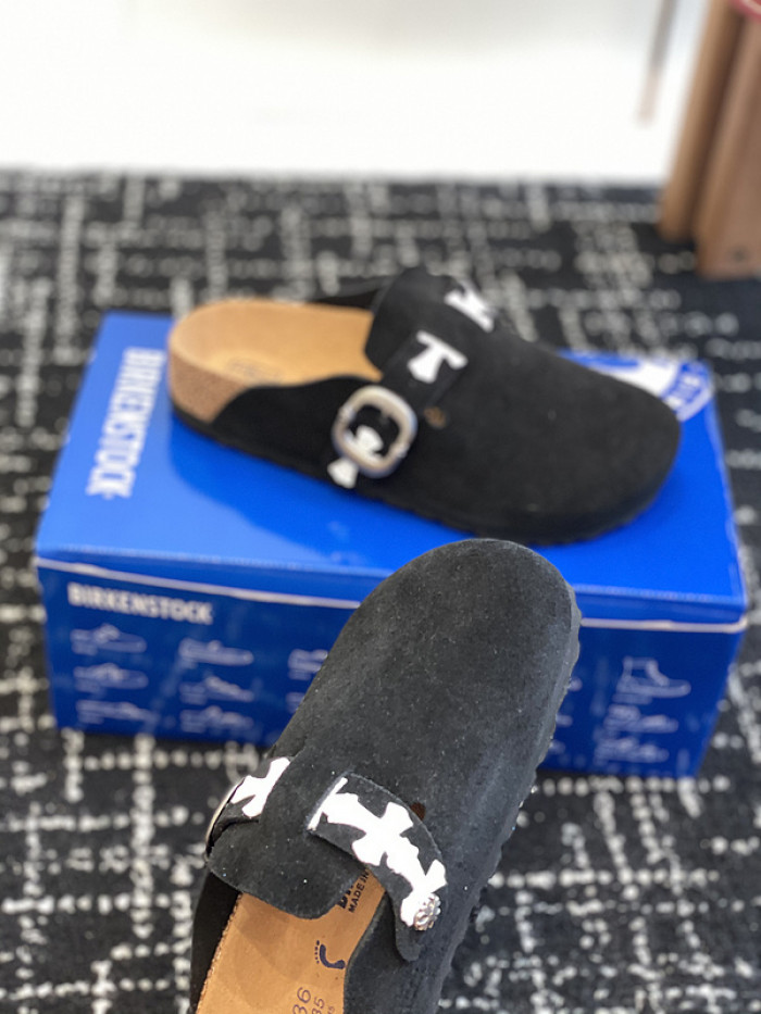Ch*0me He**ts sandal