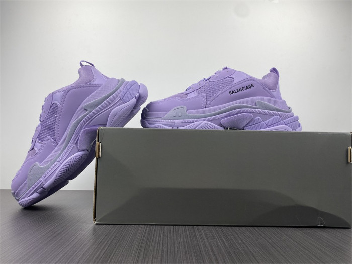 TRIPLES TRAINER SNEAKERS 2000039