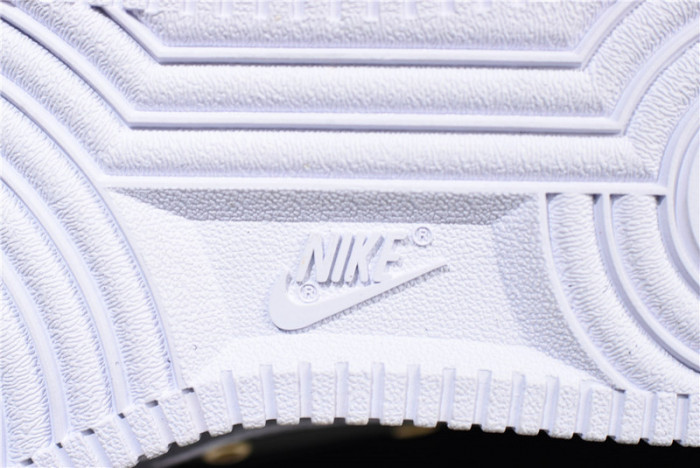 Nike Air Force 1 Hi BHM QS "BHM" 920787 - 001