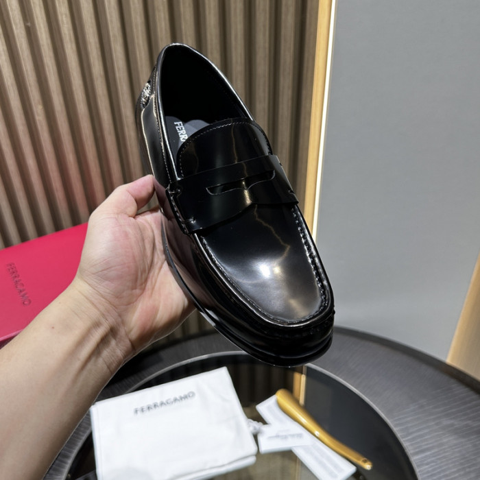 FENDI LOAFERS