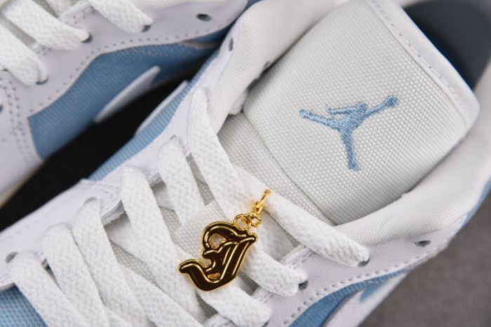 Air Jordan 1 Low SE 