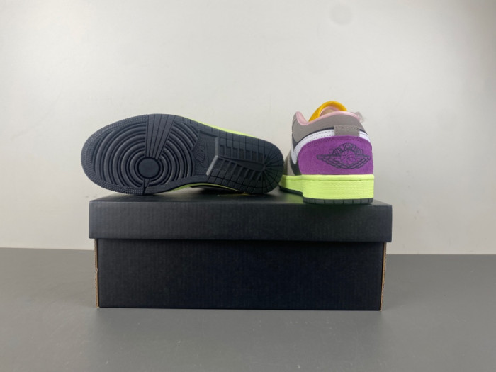 Air Jordan 1 Low SE 