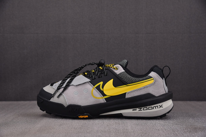 sacai x NIKE Zegamadome ''Matte Silver Tour Yellow'' HQ8618-002
