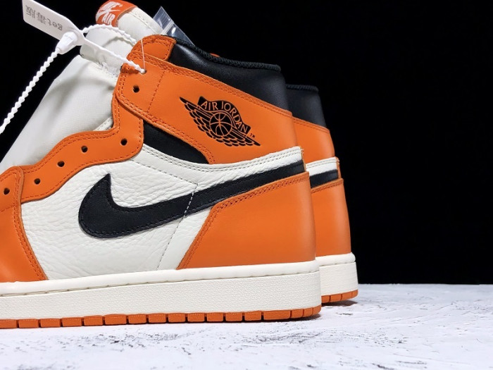 Air Jordan 1 Retro Reverse Shattered Backboard 555088-113