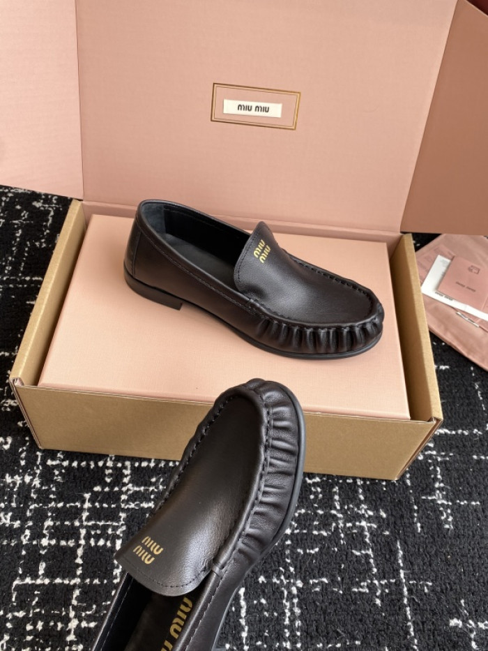Miu Miu SNEAKER
