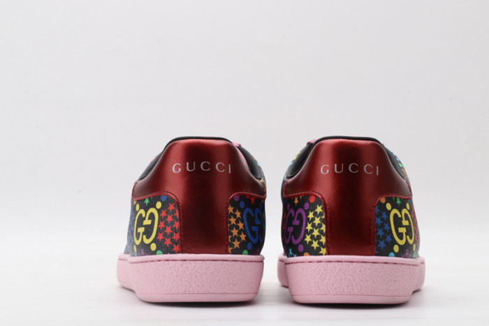G*u*i* trainer sneaker48