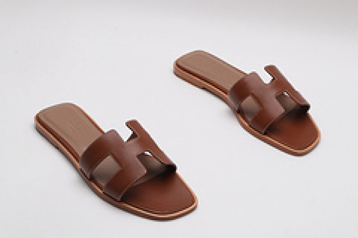 Herme* Sandal61