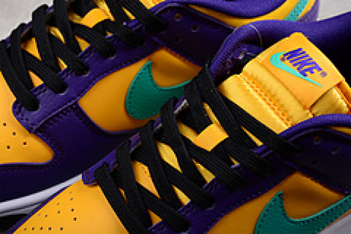 Nike Dunk Low LX Lisa Leslie (W) DO9581-500