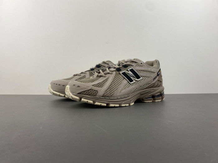New Balance 1906R Cordura ''Arid Stone Black Cement'' U1906ROB