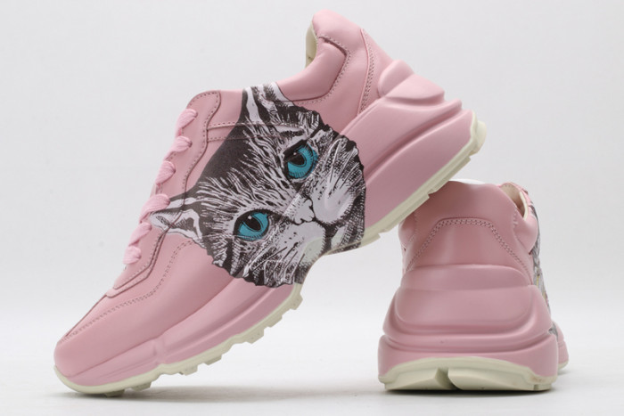 G*u*i* trainer sneaker18